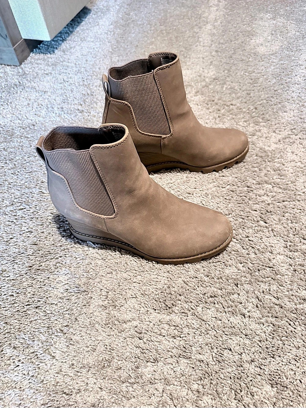 Women's Ankle wedge Boots in light Brown